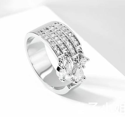 Tassel Pink Glass Ring - Image 3