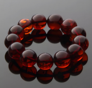 Top-grade blood amber